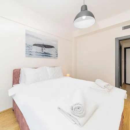 Superb Flat W Shared Pool In Kepez * אנטליה